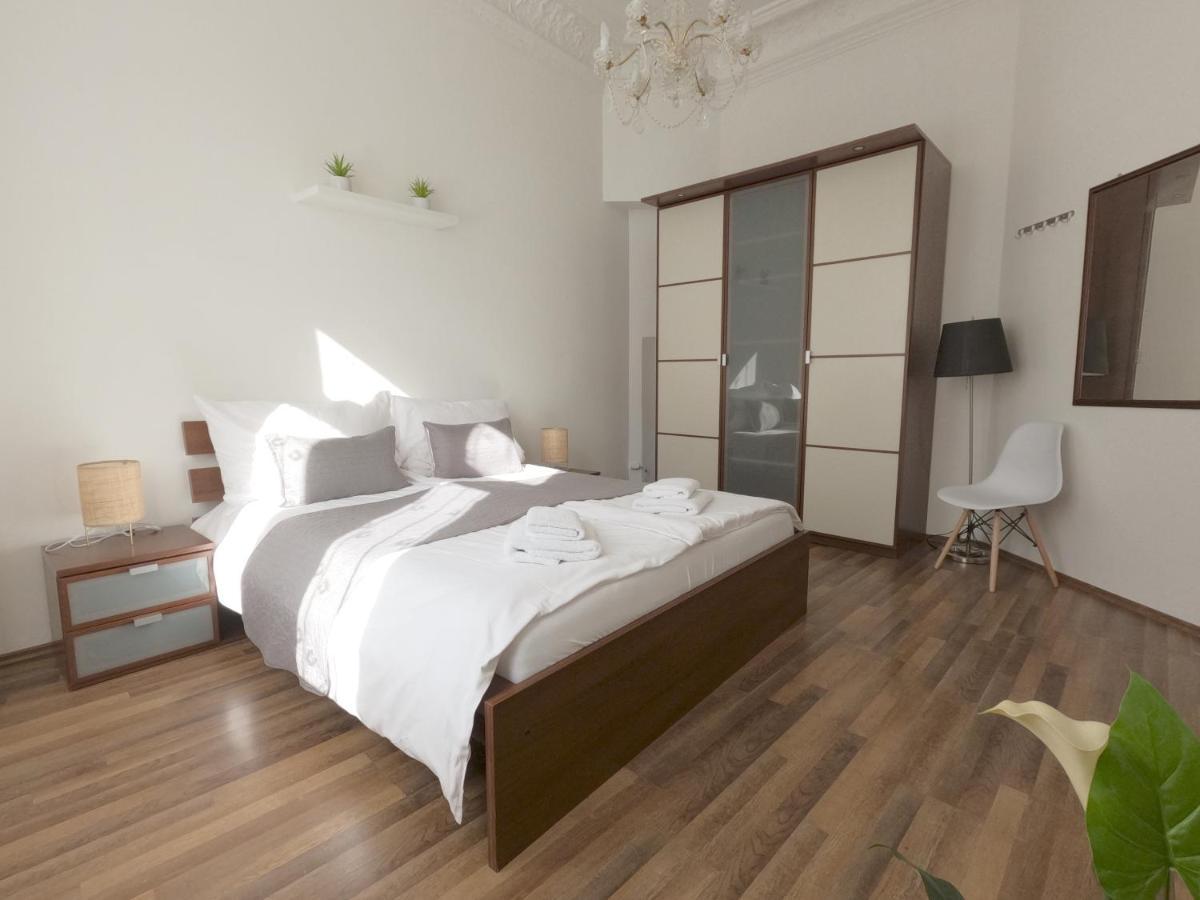 Three Rings Apartments Karlovy Vary Ngoại thất bức ảnh