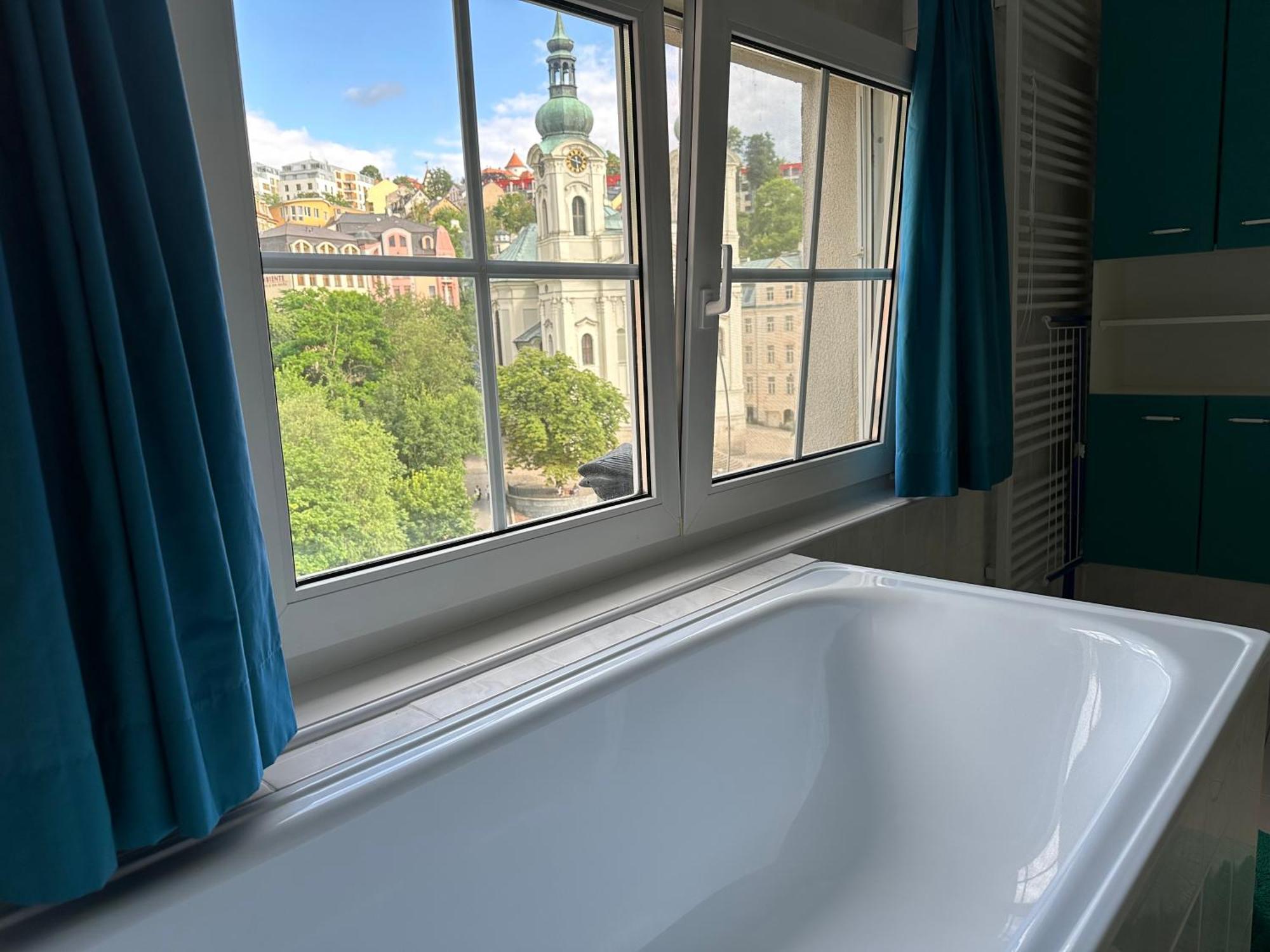 Three Rings Apartments Karlovy Vary Ngoại thất bức ảnh