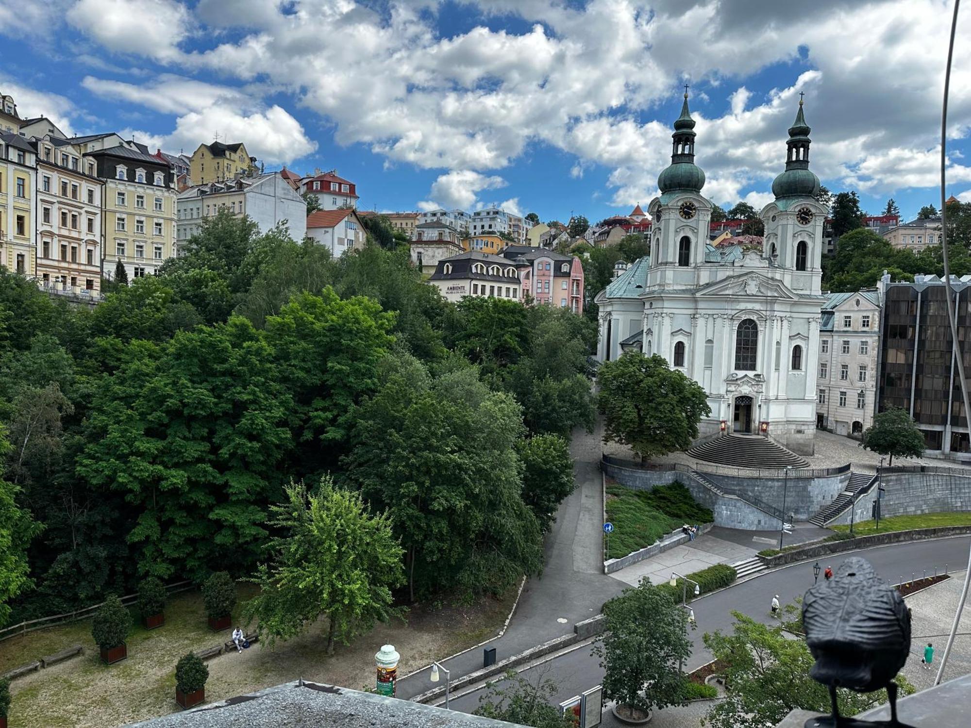 Three Rings Apartments Karlovy Vary Ngoại thất bức ảnh