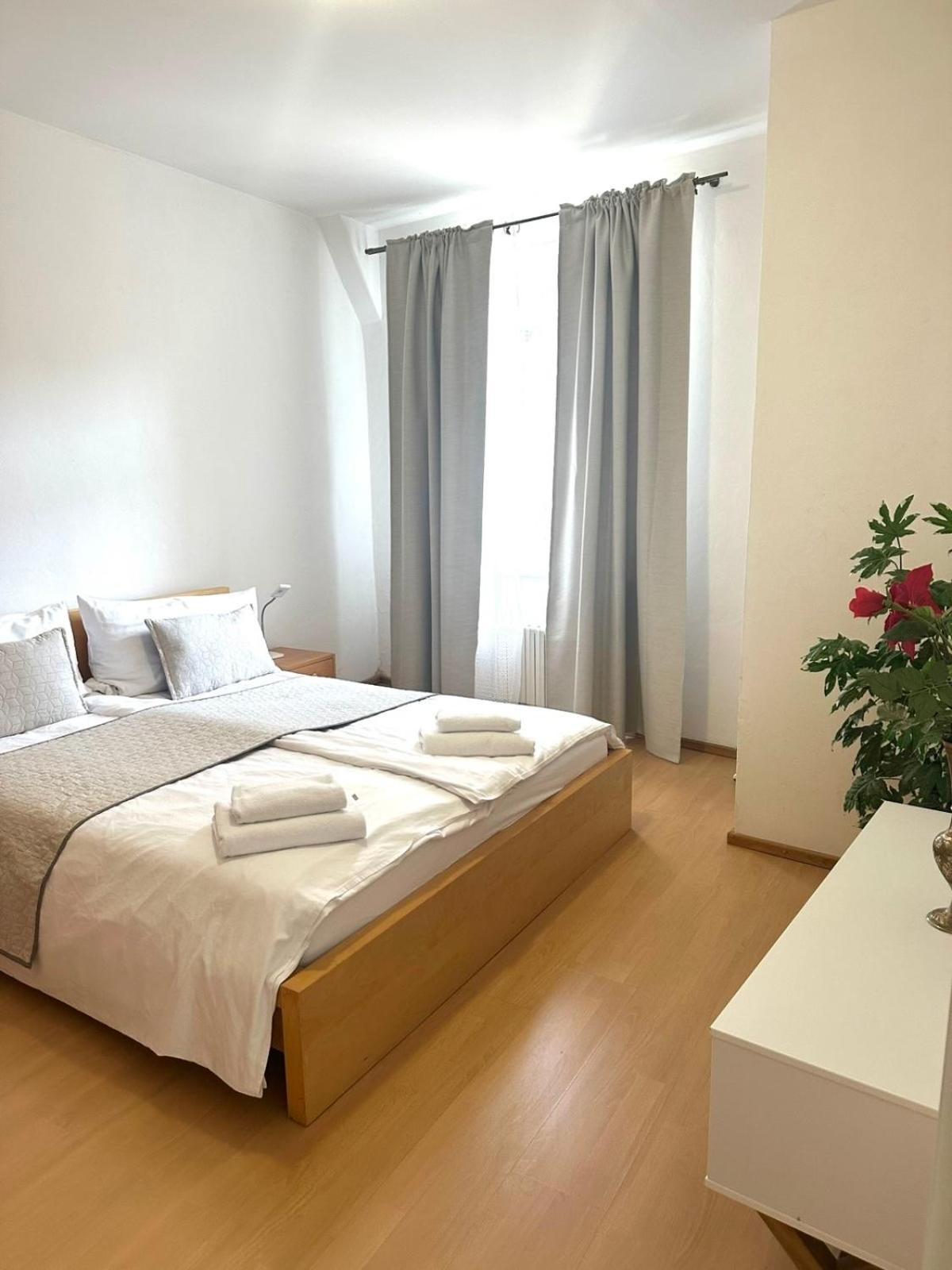 Three Rings Apartments Karlovy Vary Ngoại thất bức ảnh